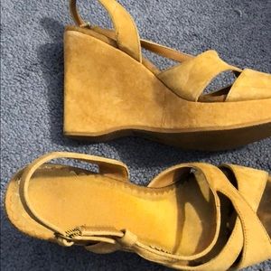 Tan wedges